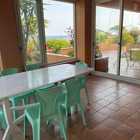 Fiory Villa
